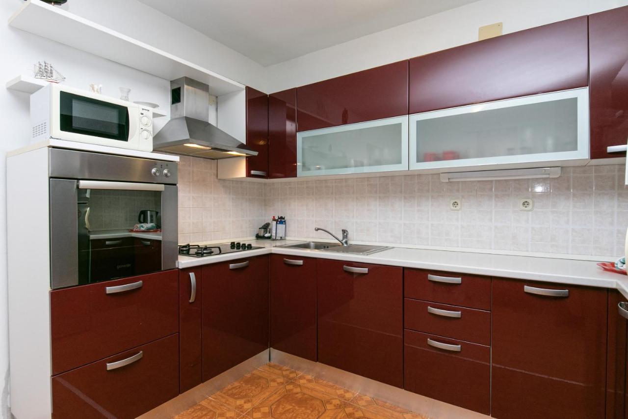Apartments With A Parking Space Gradac, Makarska - 14708 Екстериор снимка