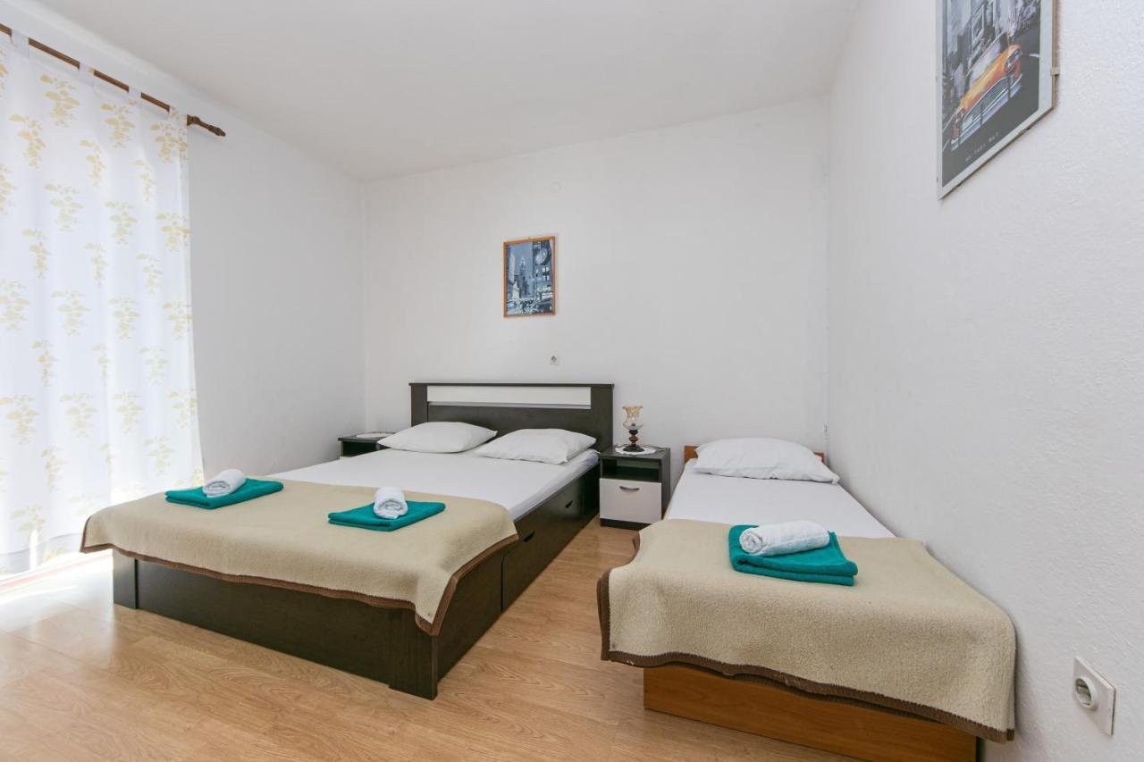 Apartments With A Parking Space Gradac, Makarska - 14708 Екстериор снимка