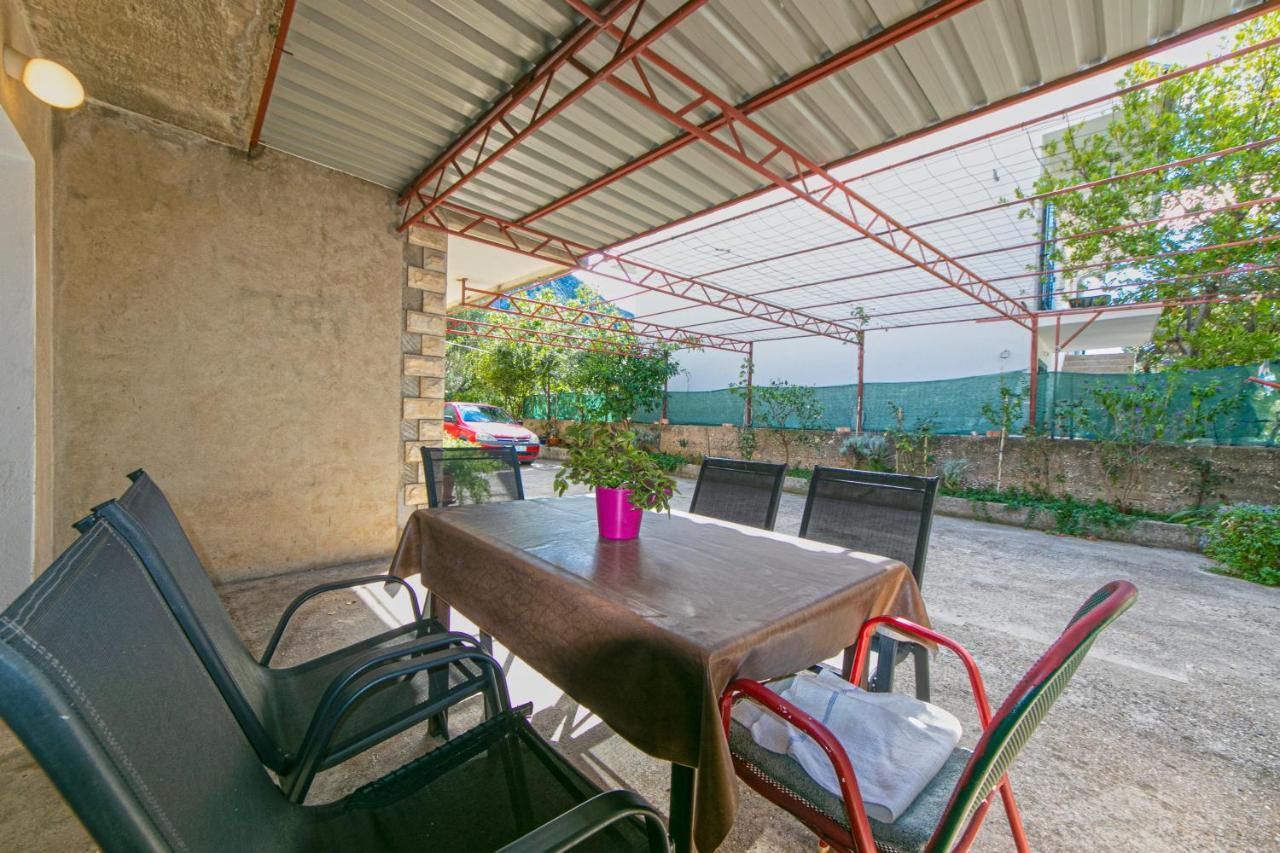 Apartments With A Parking Space Gradac, Makarska - 14708 Екстериор снимка