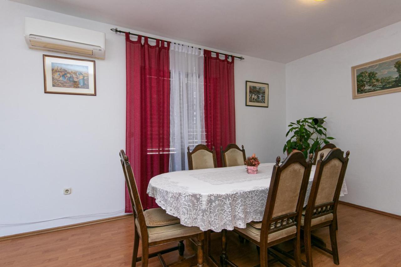 Apartments With A Parking Space Gradac, Makarska - 14708 Екстериор снимка