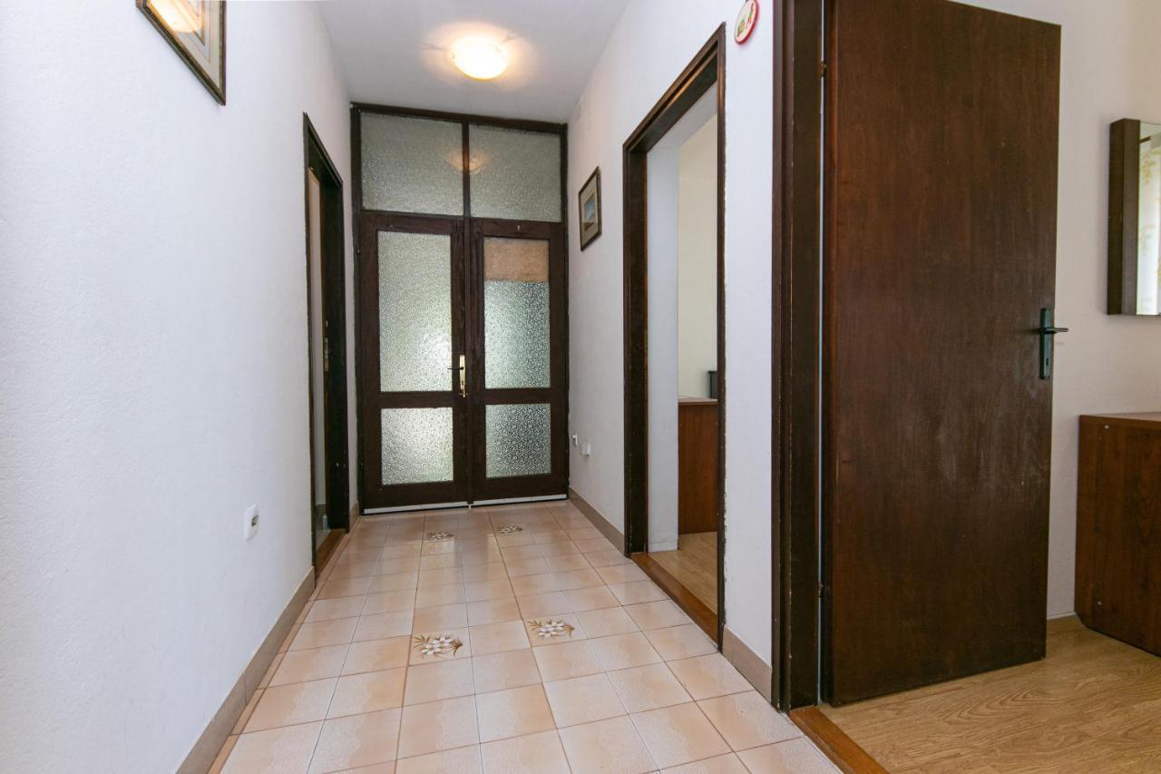 Apartments With A Parking Space Gradac, Makarska - 14708 Екстериор снимка